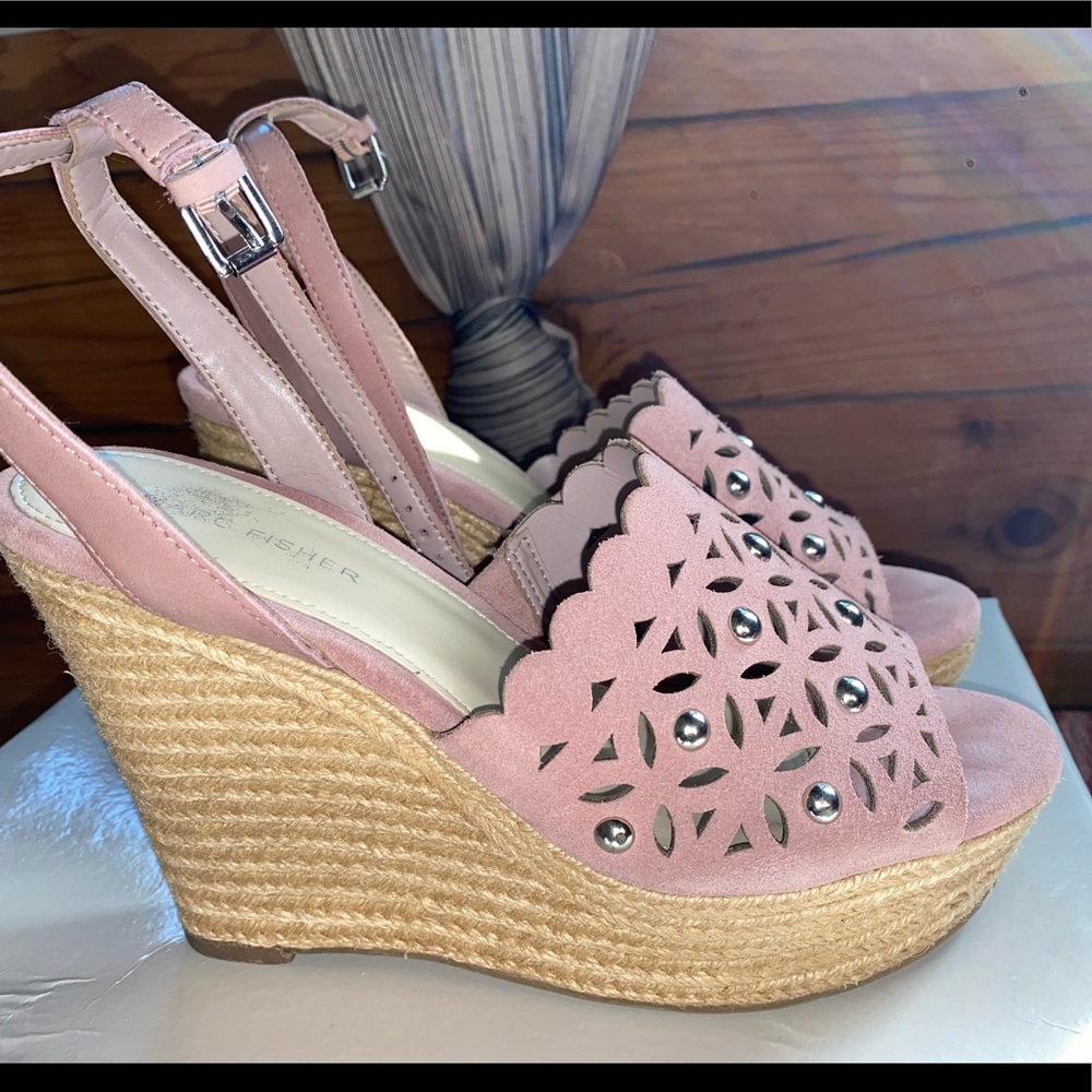 Marc Fisher light pink suede wedge sandals
